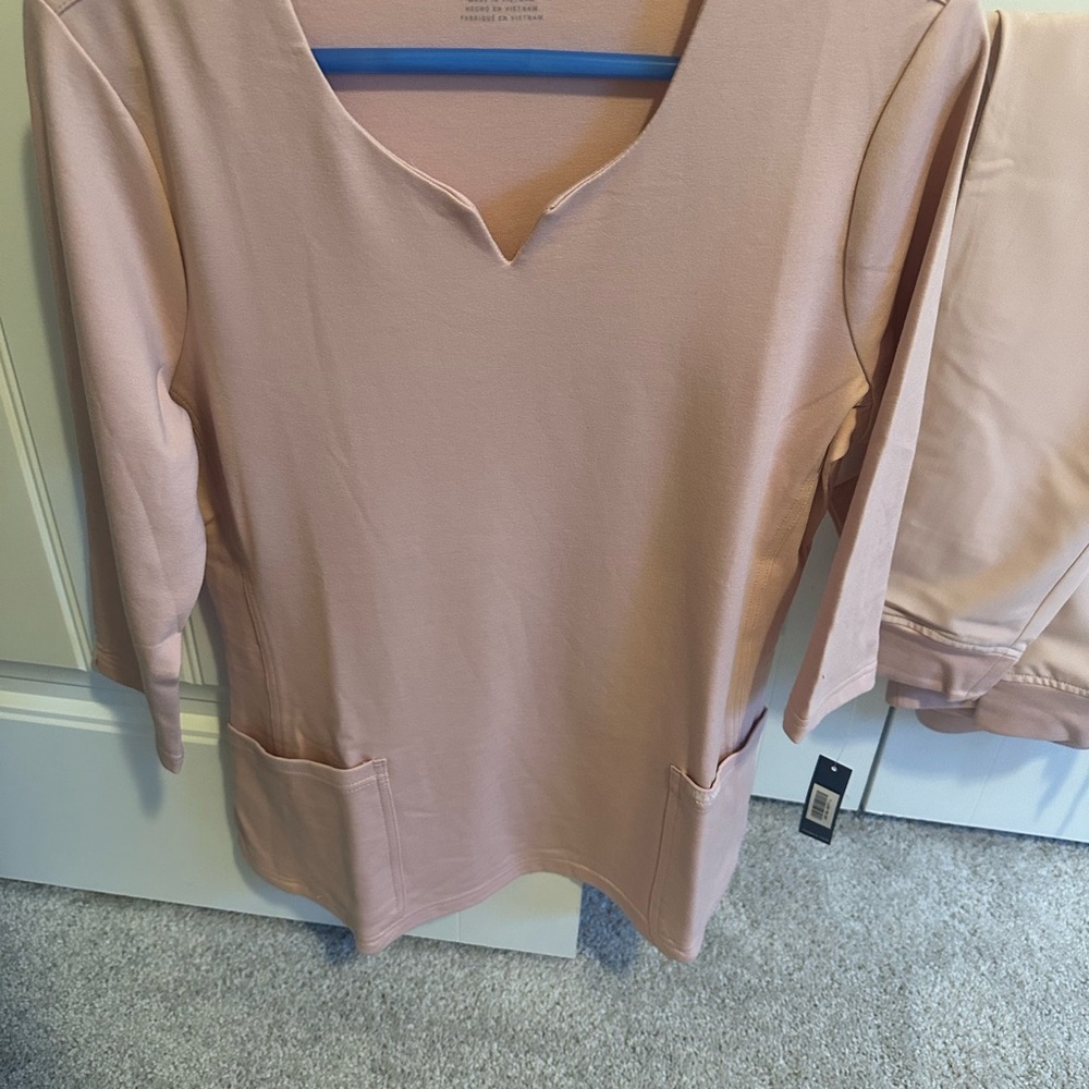 Scrub Top, brand new with tags